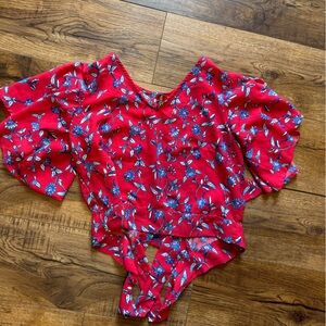 Stunning Crop top with tie in back